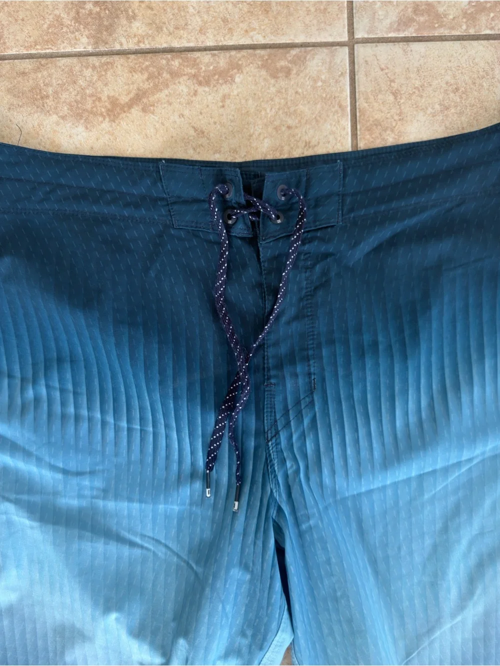 Billabong Men's Teal to Navy Ombre Board Shorts